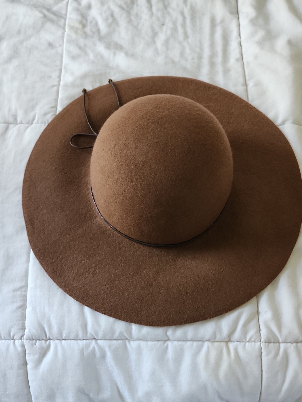 Brown Wide Brim 100% Wool Felt Hat - Classic Women's Accessory